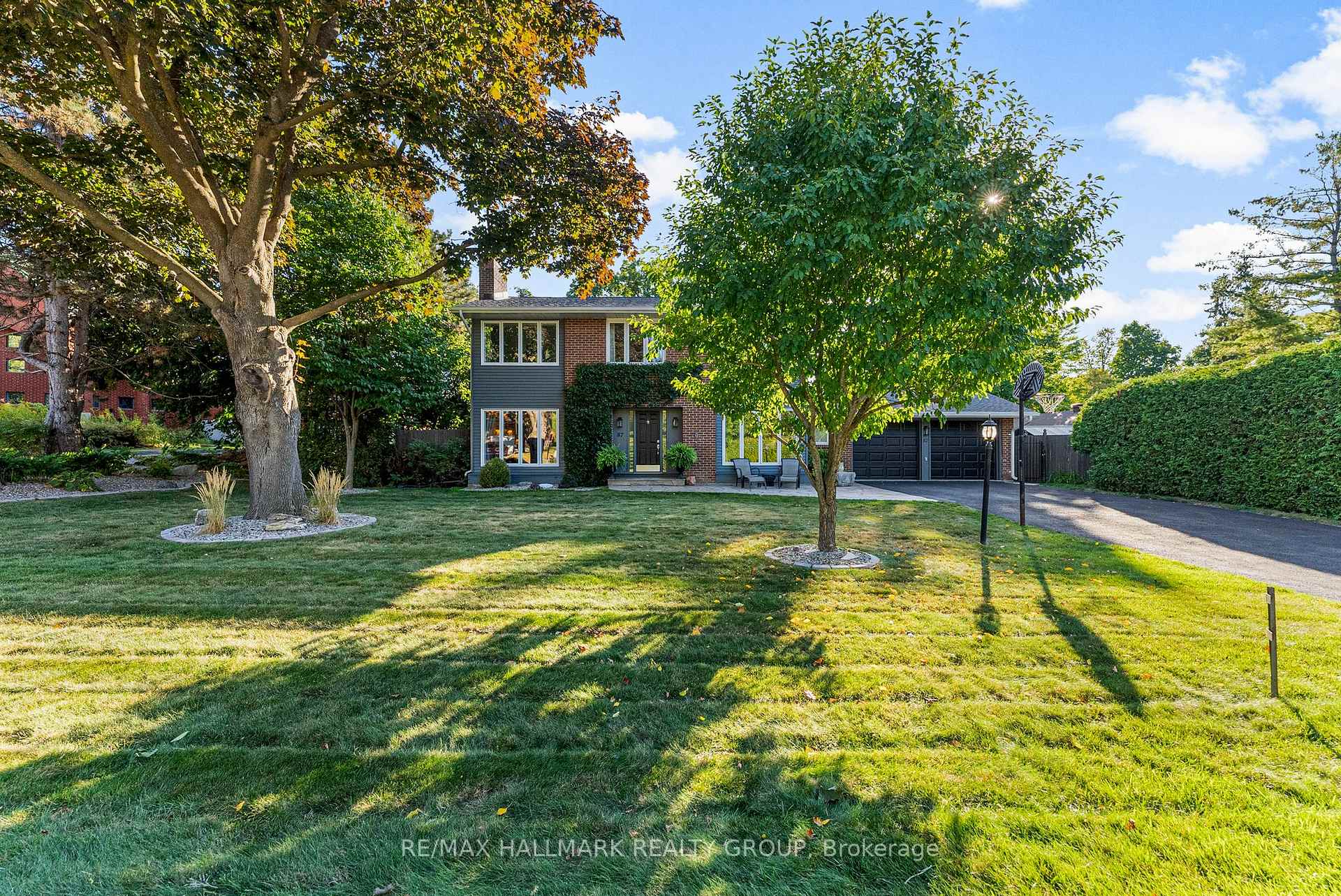 Photo 3 of 87 Leacock Drive, Ottawa, Kanata - Beaverbrook — HOMEH