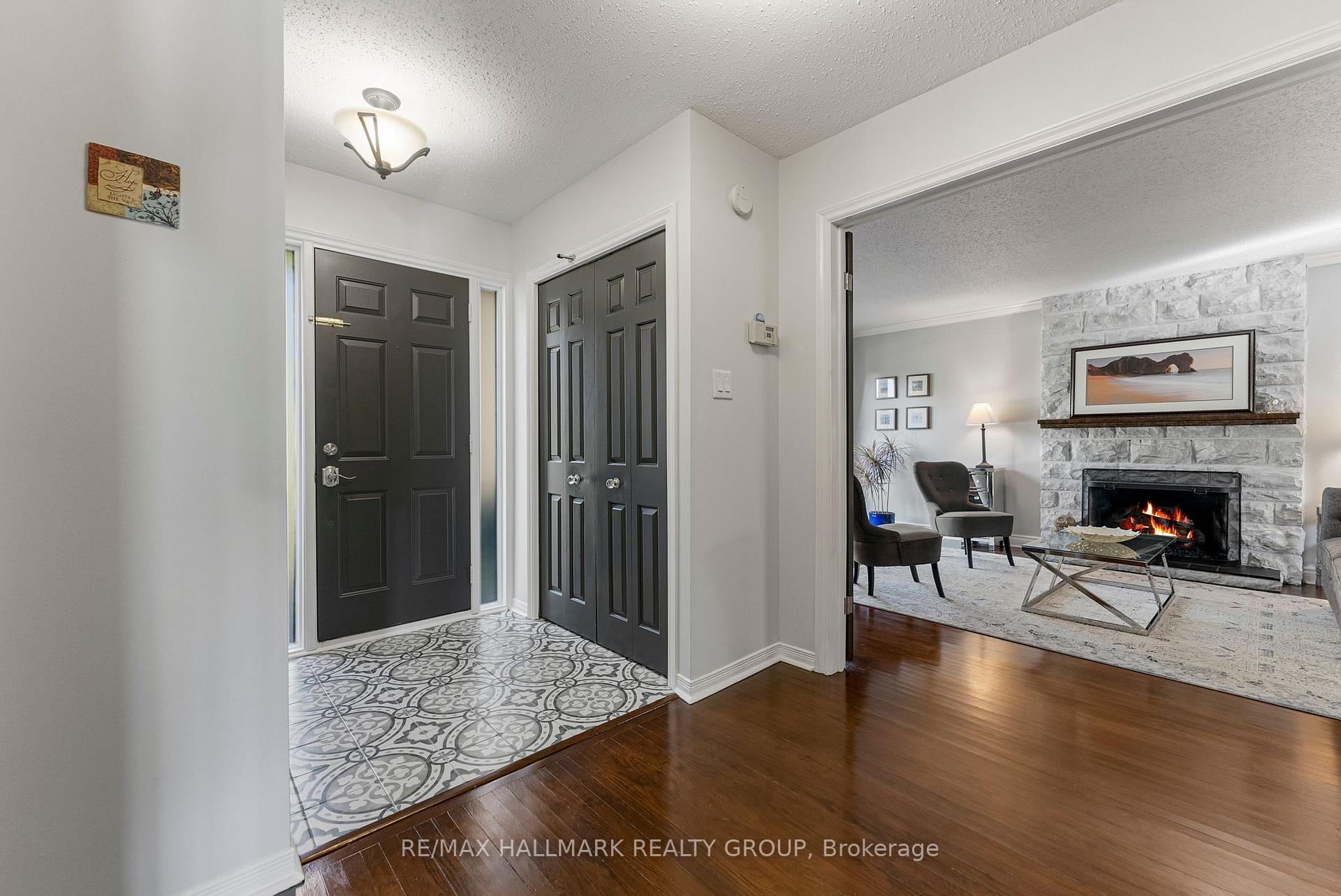 Photo 10 of 87 Leacock Drive, Ottawa, Kanata - Beaverbrook — HOMEH