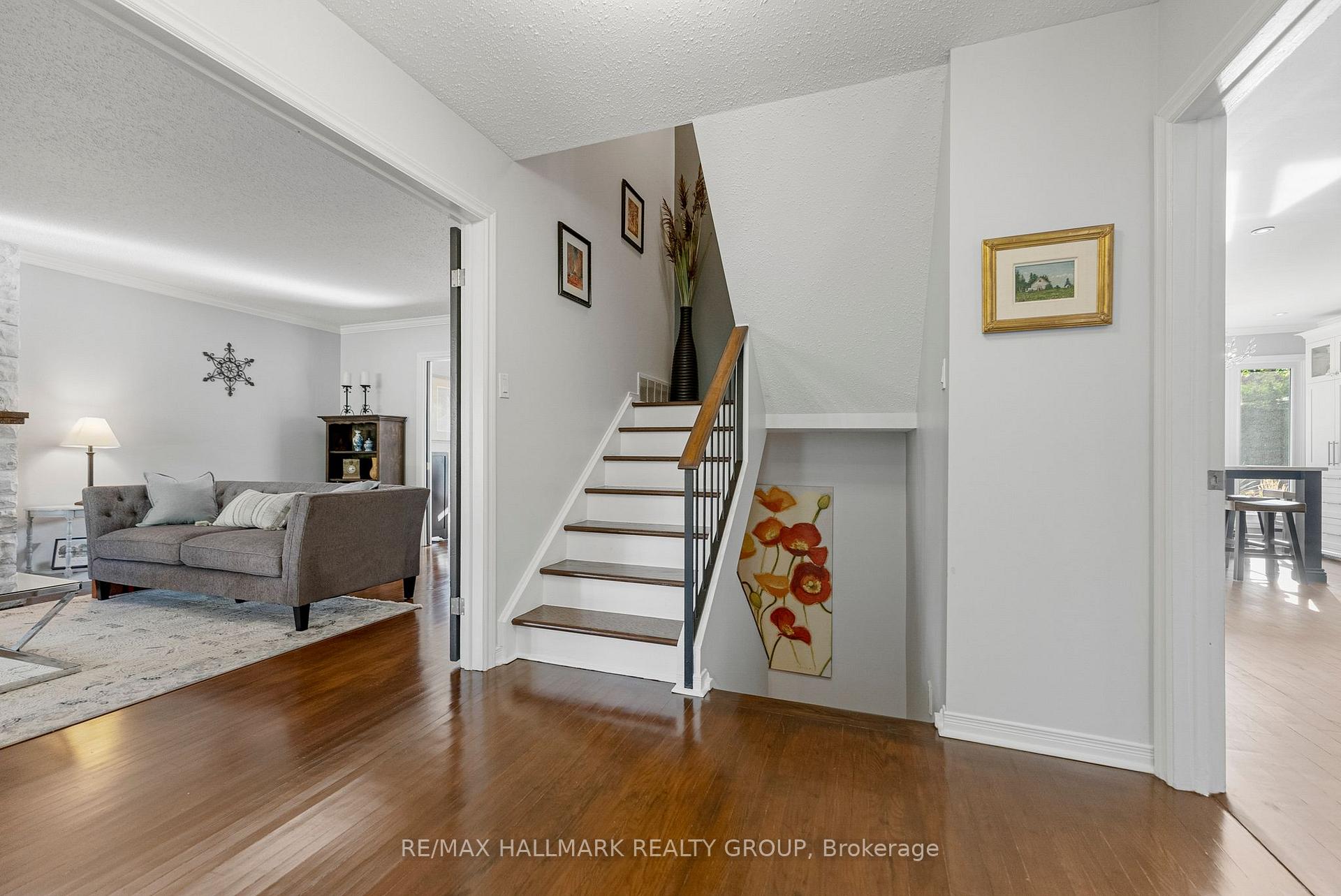 Photo 11 of 87 Leacock Drive, Ottawa, Kanata - Beaverbrook — HOMEH