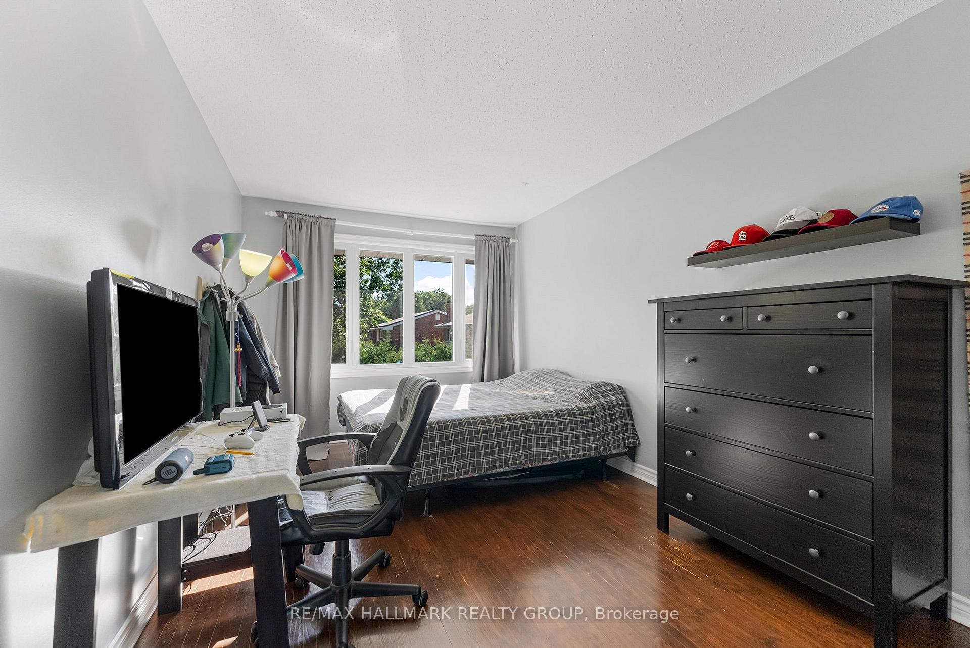 Photo 36 of 87 Leacock Drive, Ottawa, Kanata - Beaverbrook — HOMEH