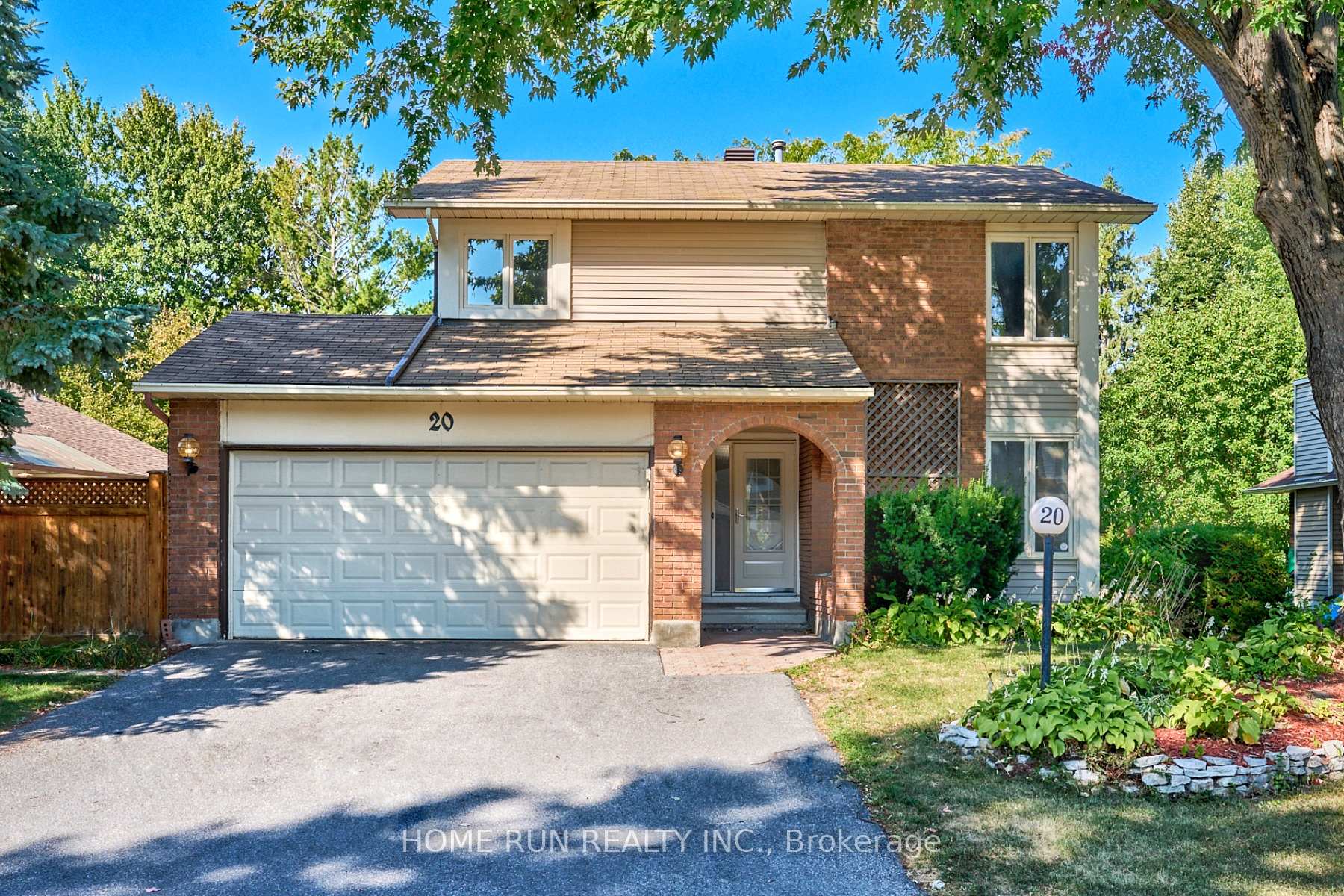 Front of 20 Thiessen Crescent