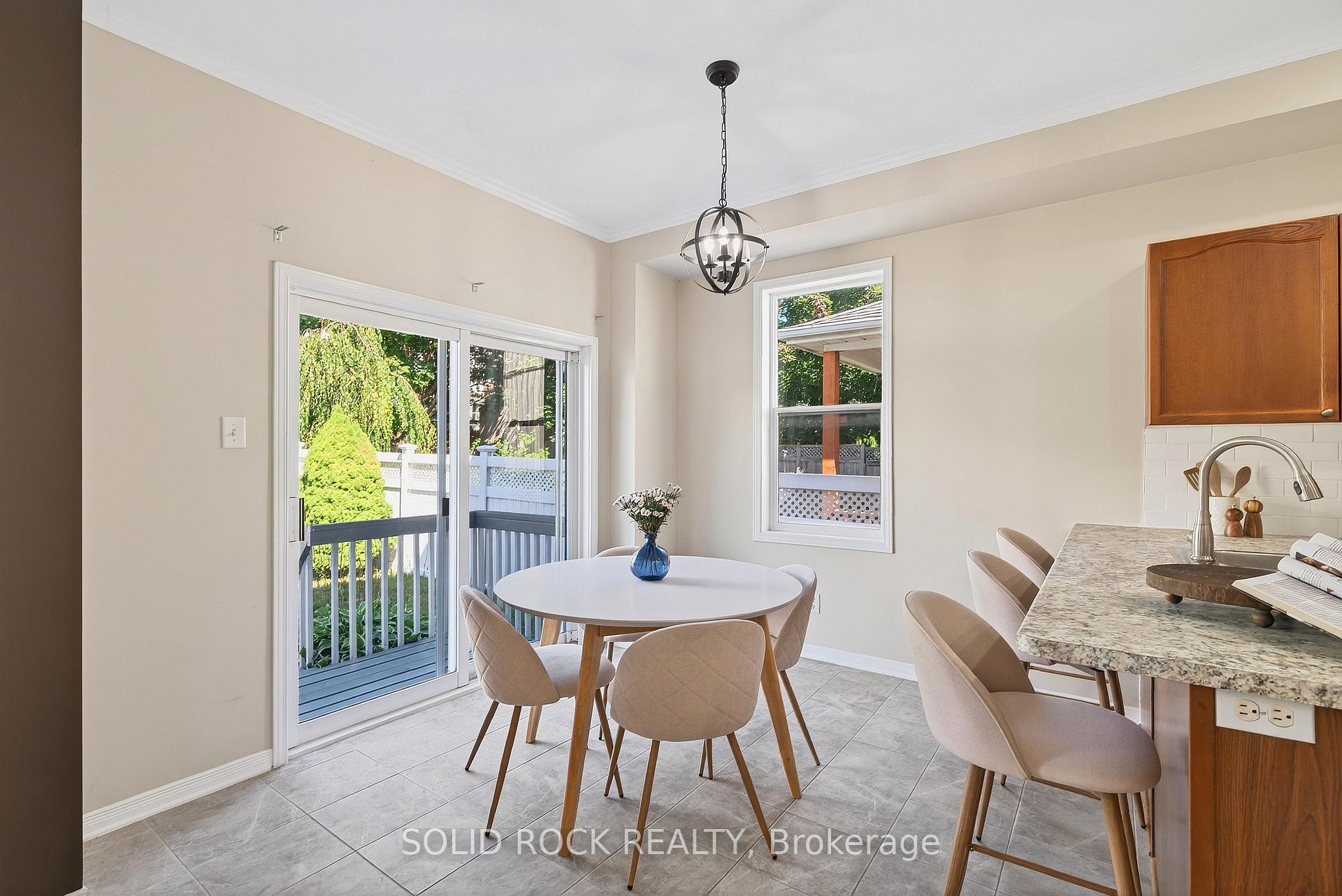 Photo 23 of 50 Insmill Crescent, Ottawa, Kanata - Kanata Lakes/Heritage Hills — HOMEH