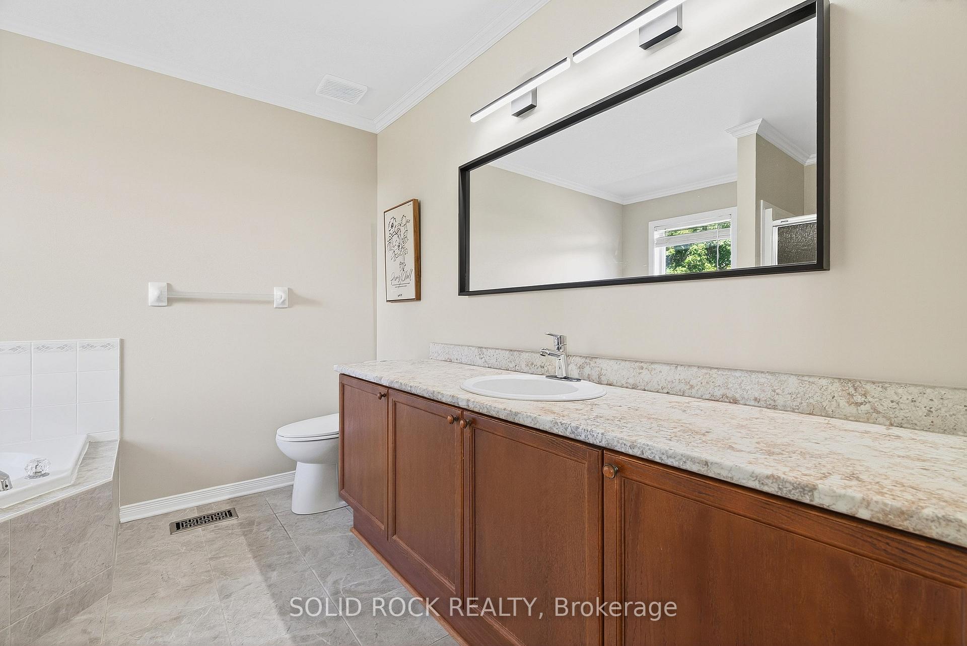 Photo 27 of 50 Insmill Crescent, Ottawa, Kanata - Kanata Lakes/Heritage Hills — HOMEH