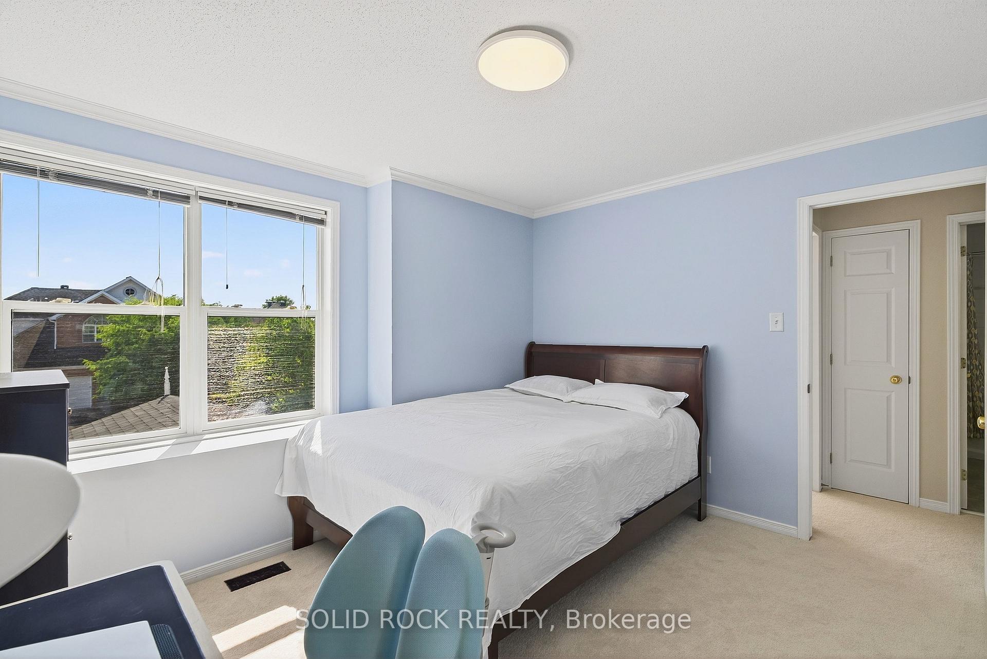 Photo 32 of 50 Insmill Crescent, Ottawa, Kanata - Kanata Lakes/Heritage Hills — HOMEH