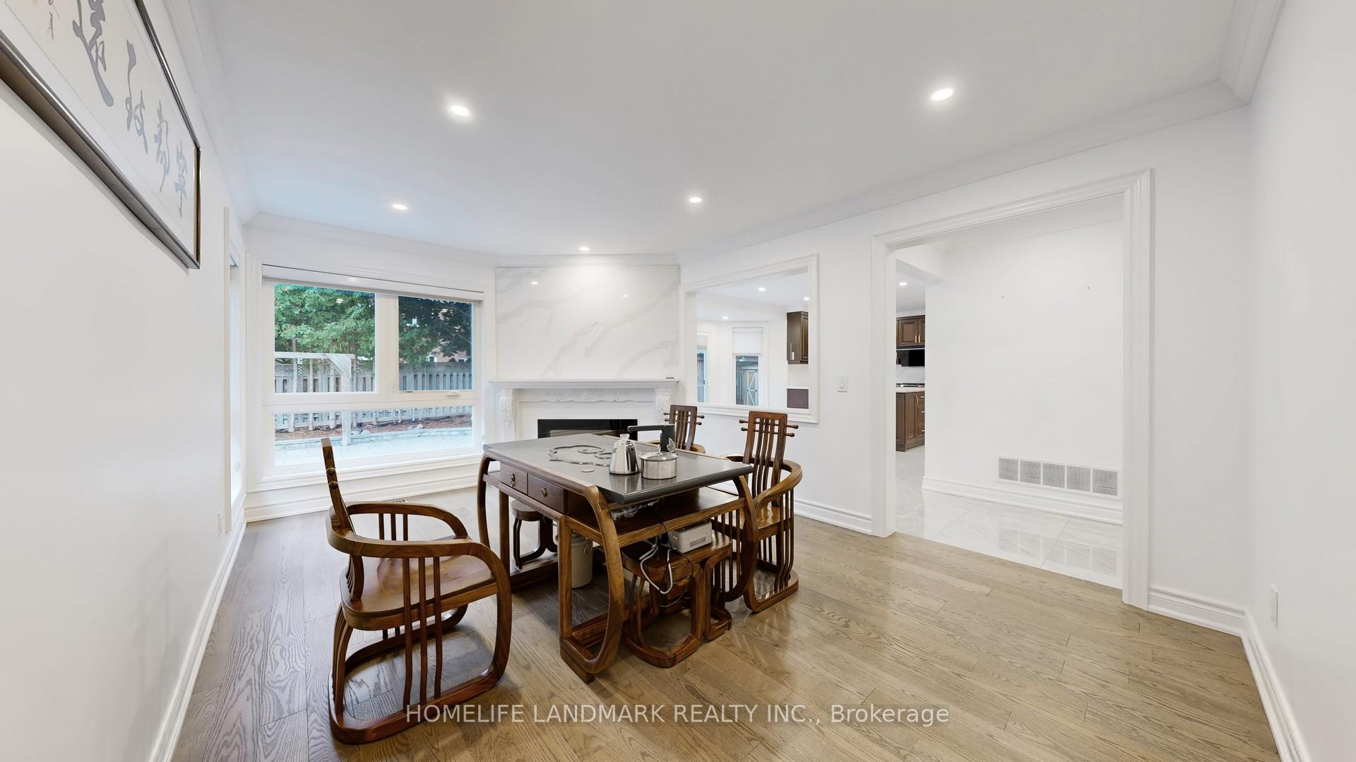 Photo 13 of 14 Casson Place, Markham, Unionville — HOMEH