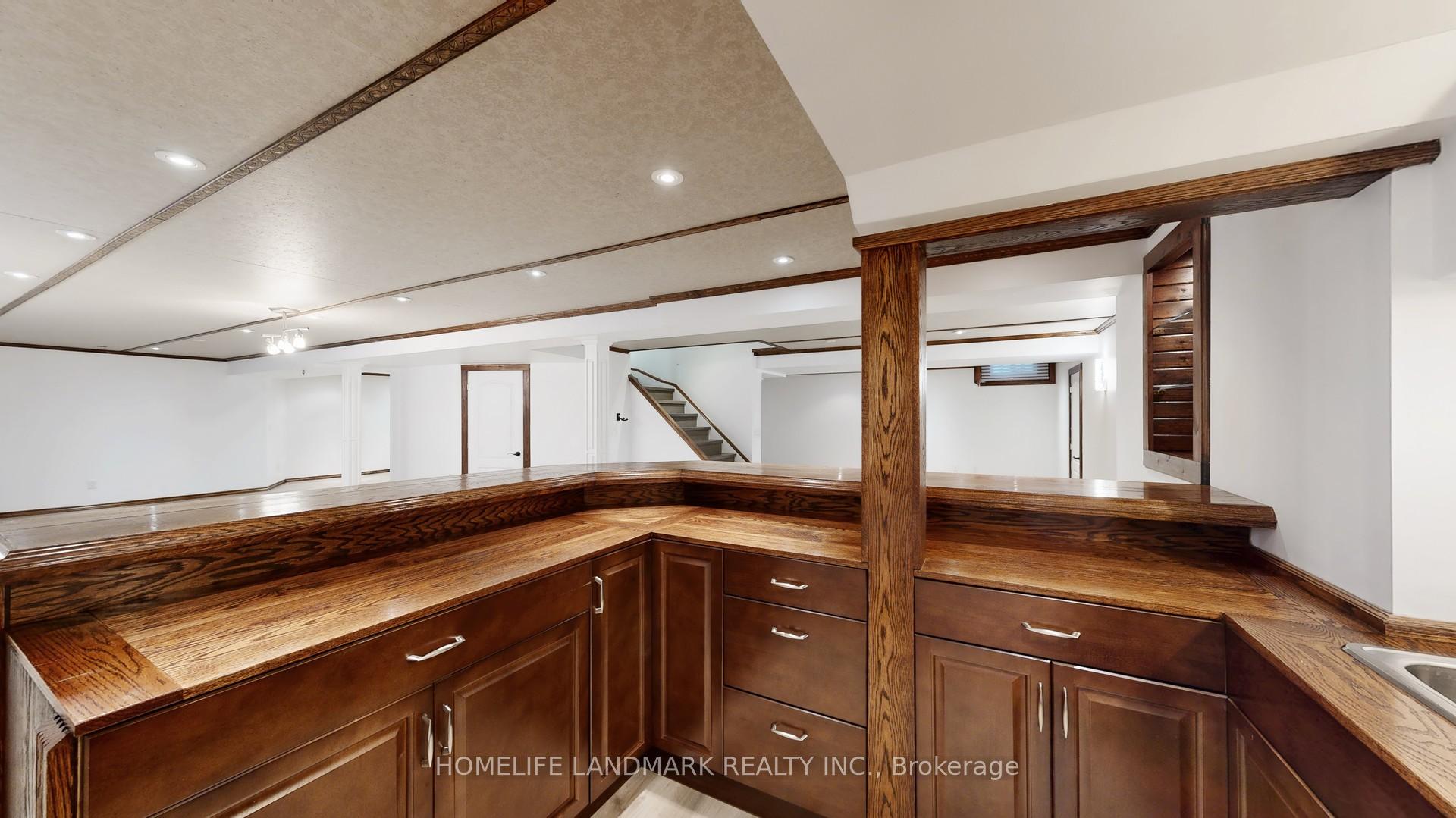 Photo 39 of 14 Casson Place, Markham, Unionville — HOMEH