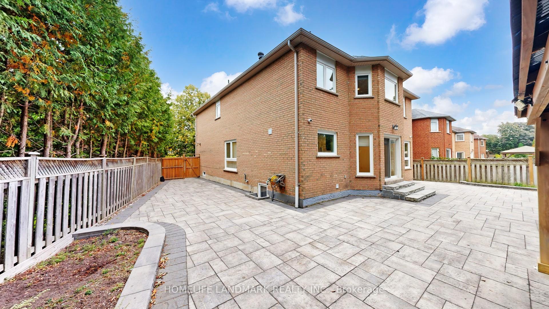 Photo 46 of 14 Casson Place, Markham, Unionville — HOMEH