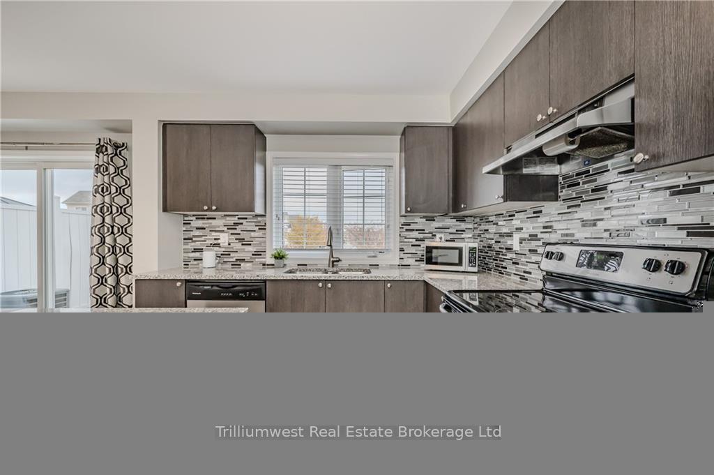 Photo 9 of 48 Outlook Terrace, Kitchener — HOMEH
