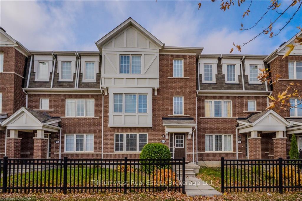Photo 23 of 48 Outlook Terrace, Kitchener — HOMEH