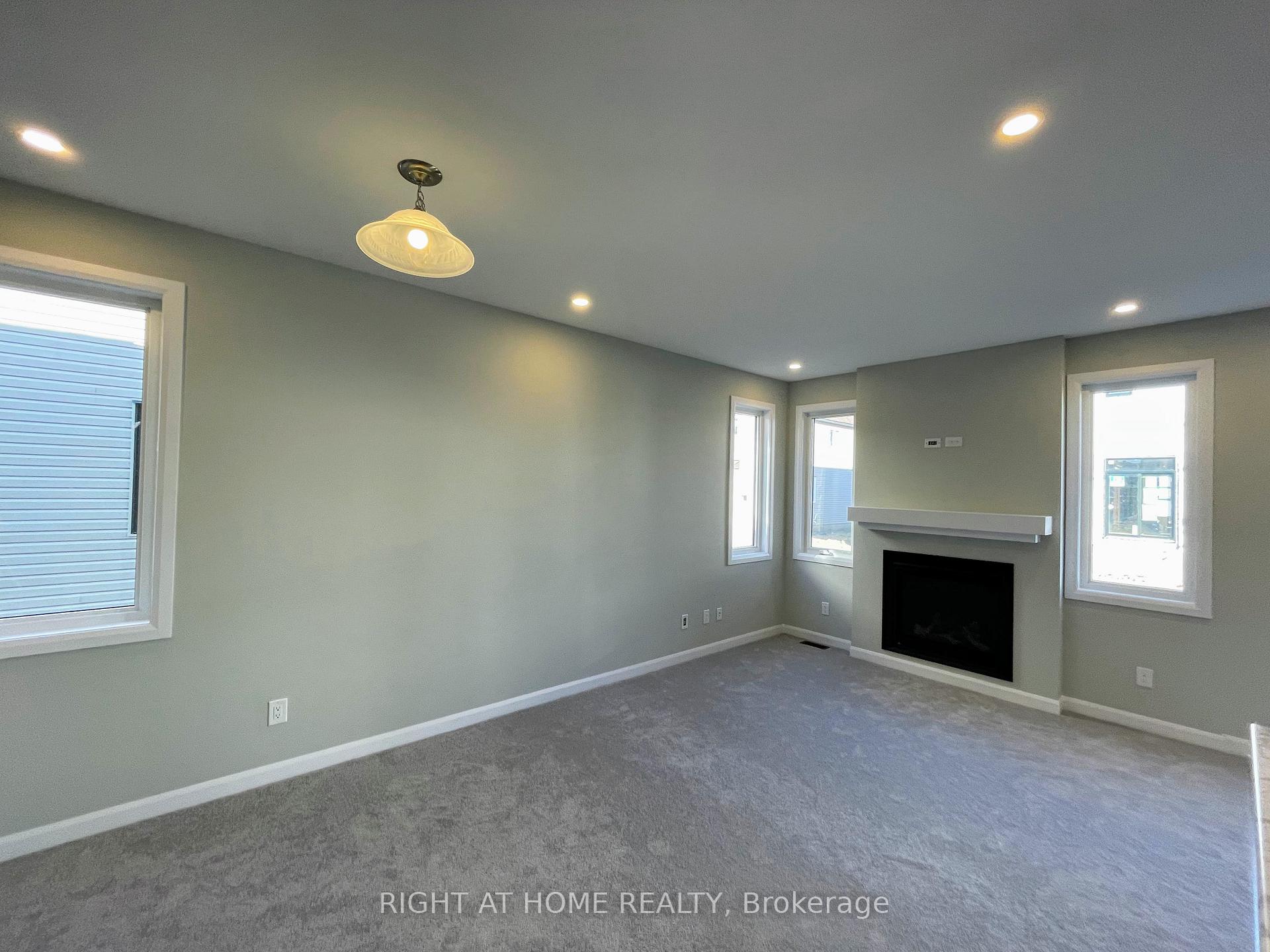 Photo 20 of 304 Basalt Lane, Ottawa, Kanata - Kanata Lakes/Heritage Hills — HOMEH