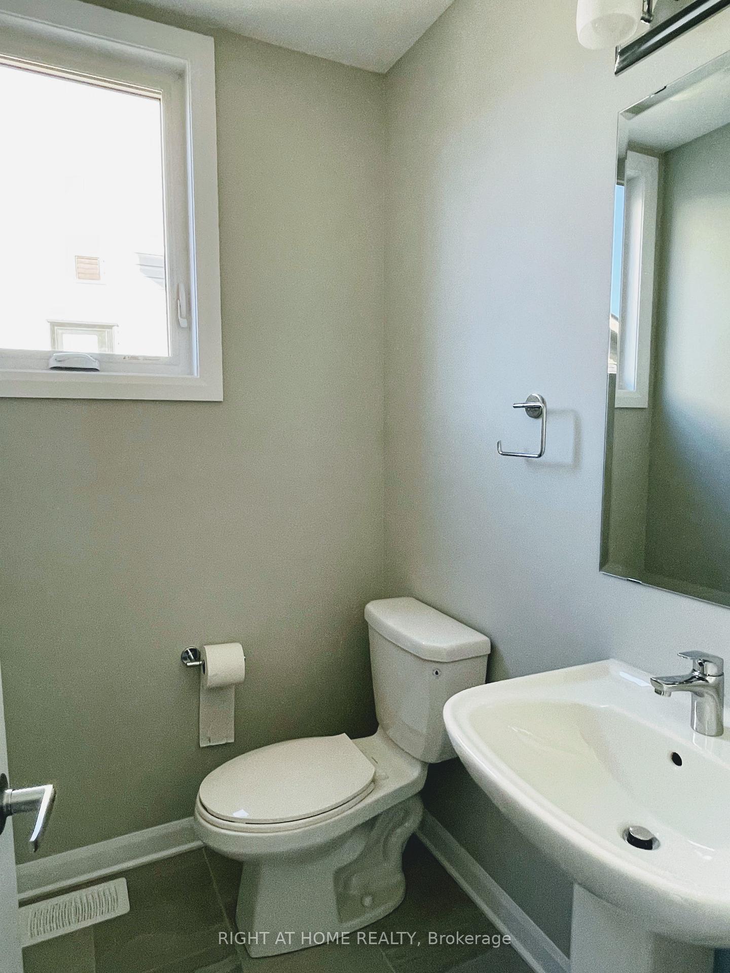 Photo 25 of 304 Basalt Lane, Ottawa, Kanata - Kanata Lakes/Heritage Hills — HOMEH