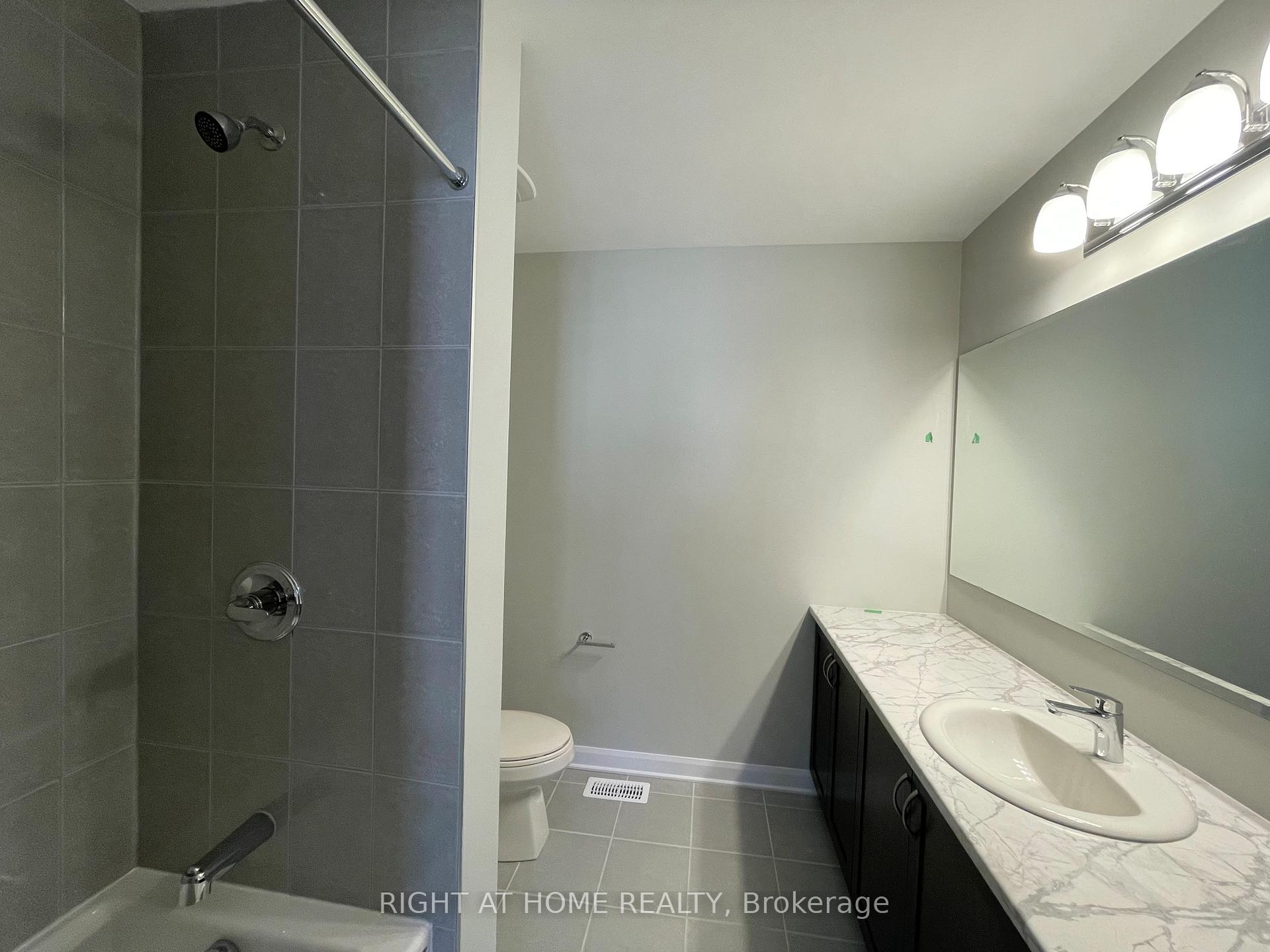 Photo 33 of 304 Basalt Lane, Ottawa, Kanata - Kanata Lakes/Heritage Hills — HOMEH