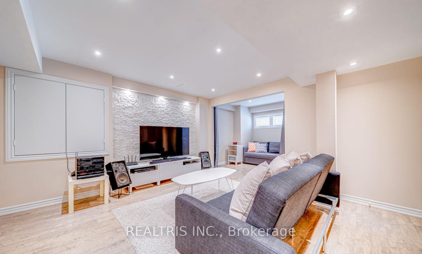 Photo 11 of 59 Honey Glen Avenue, Markham, Cornell — HOMEH