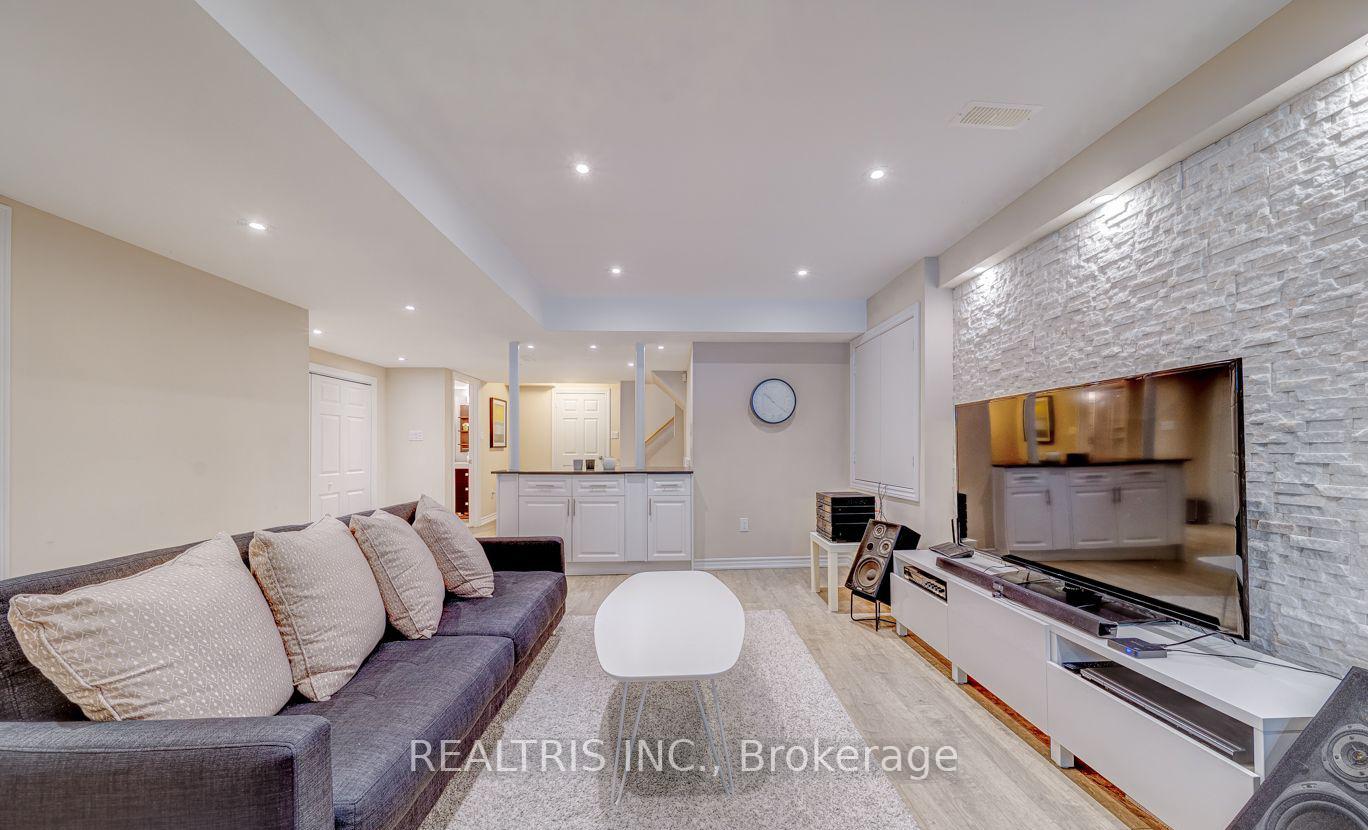 Photo 12 of 59 Honey Glen Avenue, Markham, Cornell — HOMEH