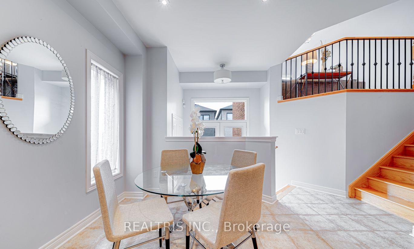 Photo 25 of 59 Honey Glen Avenue, Markham, Cornell — HOMEH