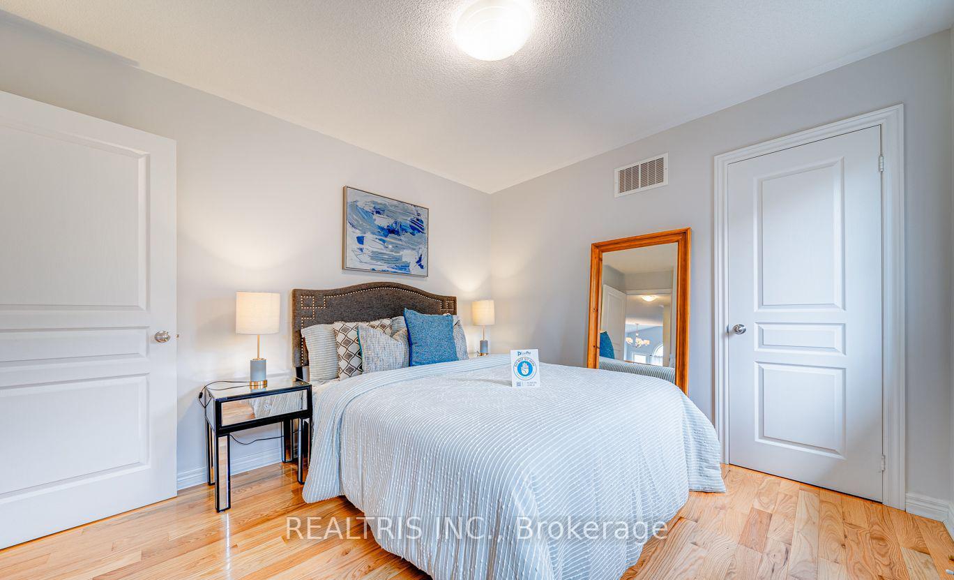 Photo 32 of 59 Honey Glen Avenue, Markham, Cornell — HOMEH