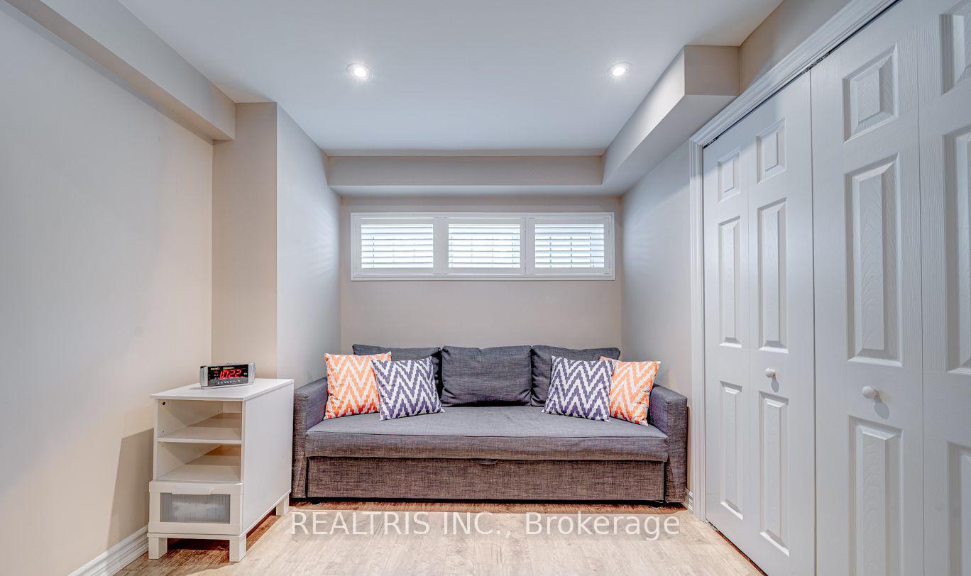 Photo 36 of 59 Honey Glen Avenue, Markham, Cornell — HOMEH