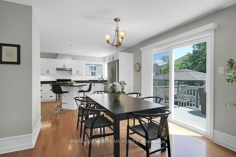 Photo 17 of 23 Windgate Crescent, Ottawa, Kanata - Emerald Meadows/Trailwest — HOMEH