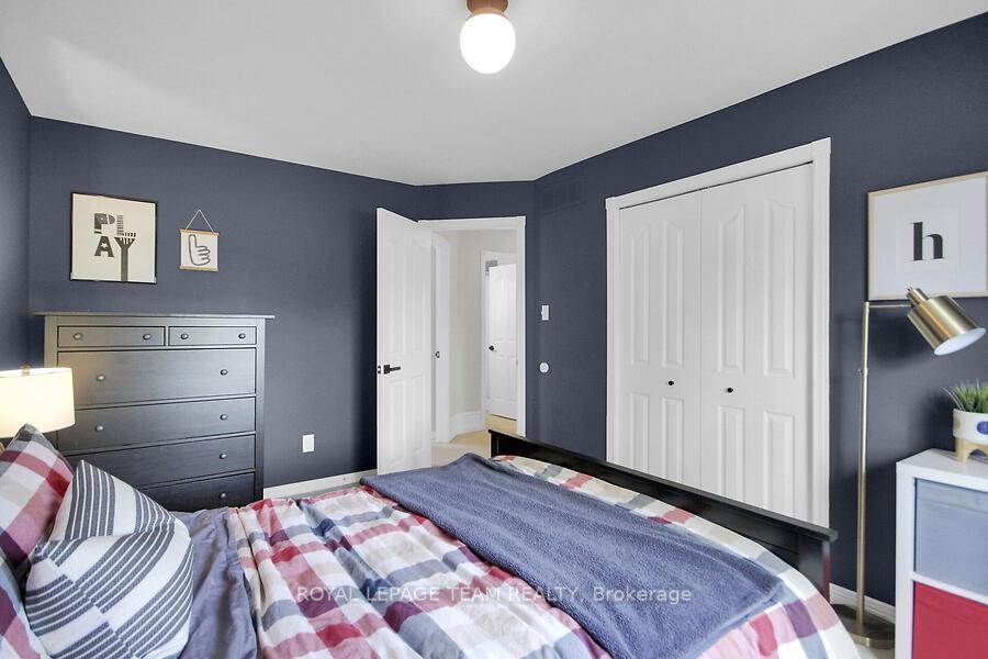 Photo 34 of 23 Windgate Crescent, Ottawa, Kanata - Emerald Meadows/Trailwest — HOMEH