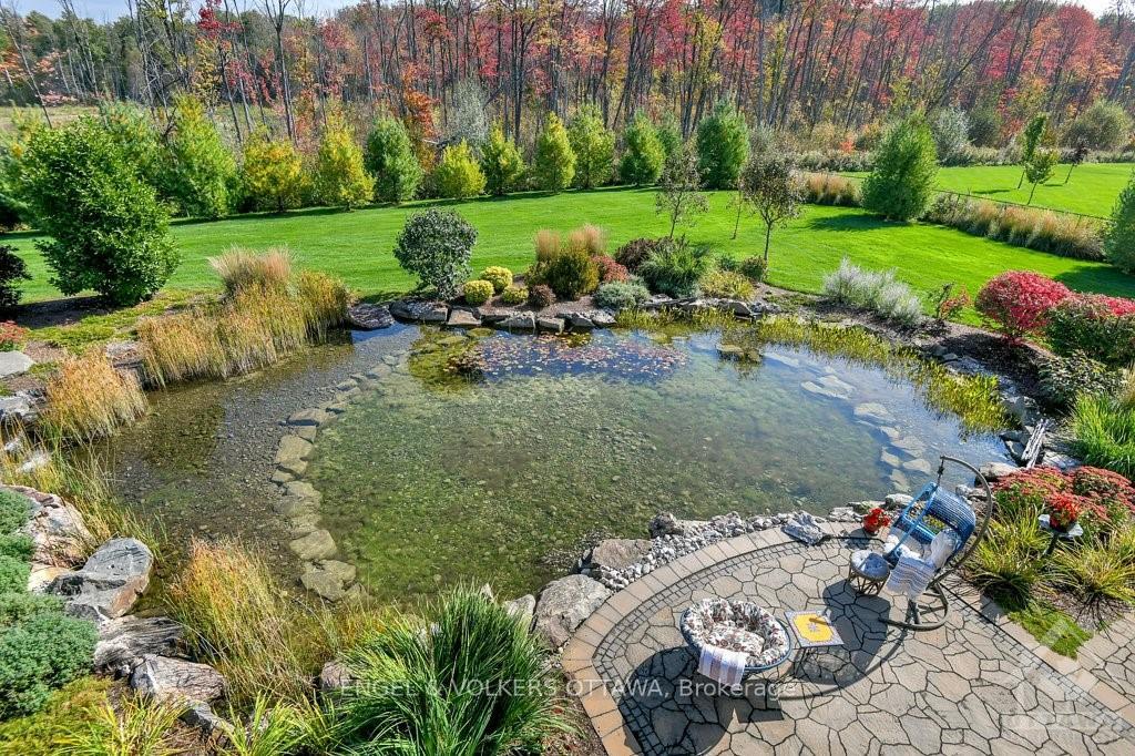 Photo 16 of 5844 Longhearth Way, Ottawa, Manotick East to Manotick Station — HOMEH