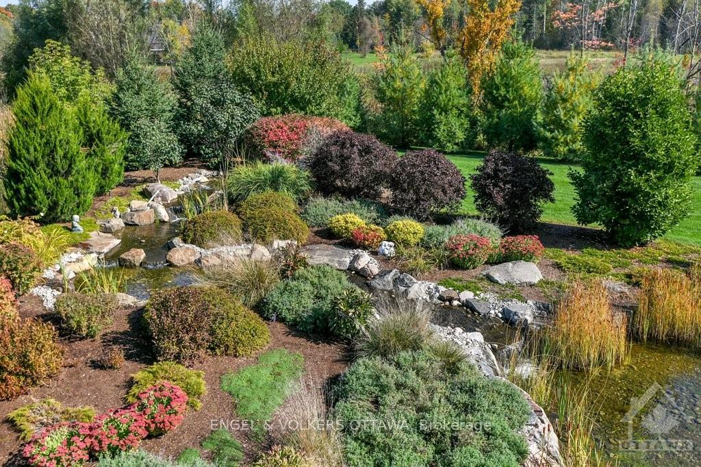 Photo 17 of 5844 Longhearth Way, Ottawa, Manotick East to Manotick Station — HOMEH