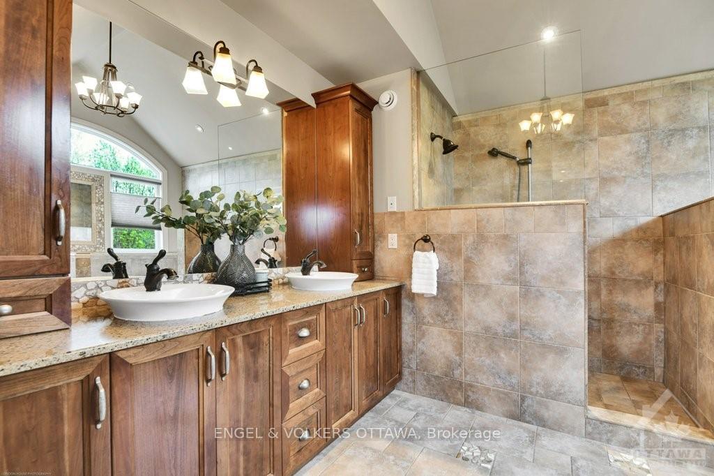 Photo 19 of 5844 Longhearth Way, Ottawa, Manotick East to Manotick Station — HOMEH
