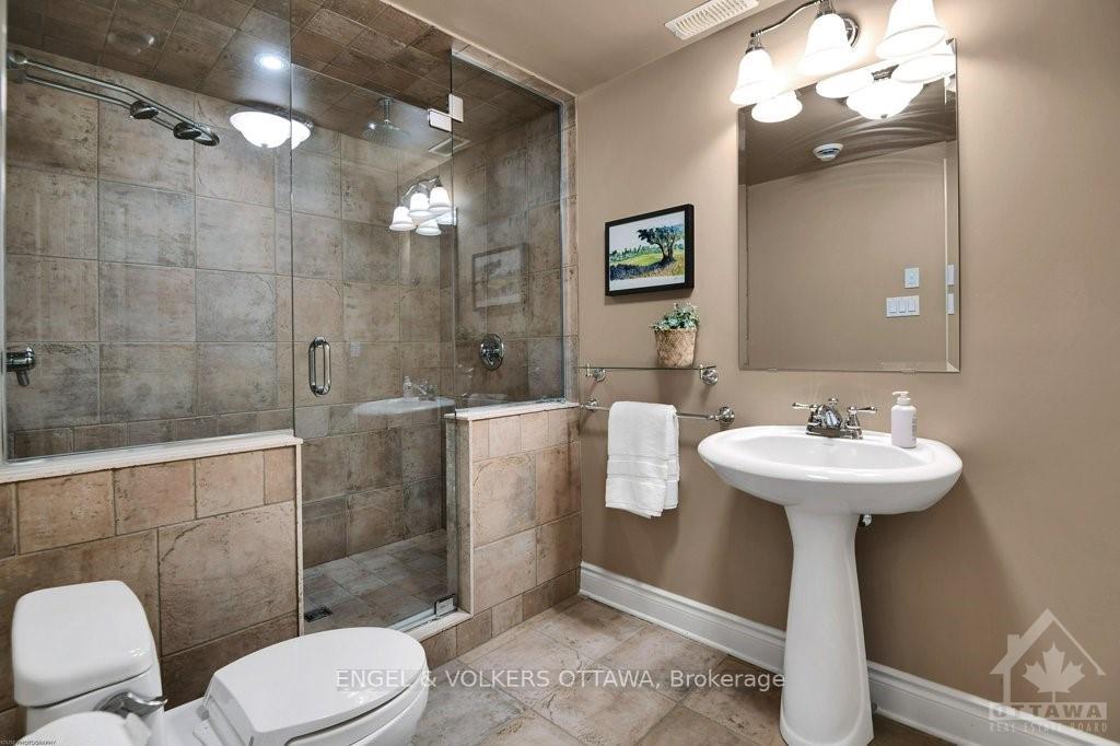Photo 26 of 5844 Longhearth Way, Ottawa, Manotick East to Manotick Station — HOMEH
