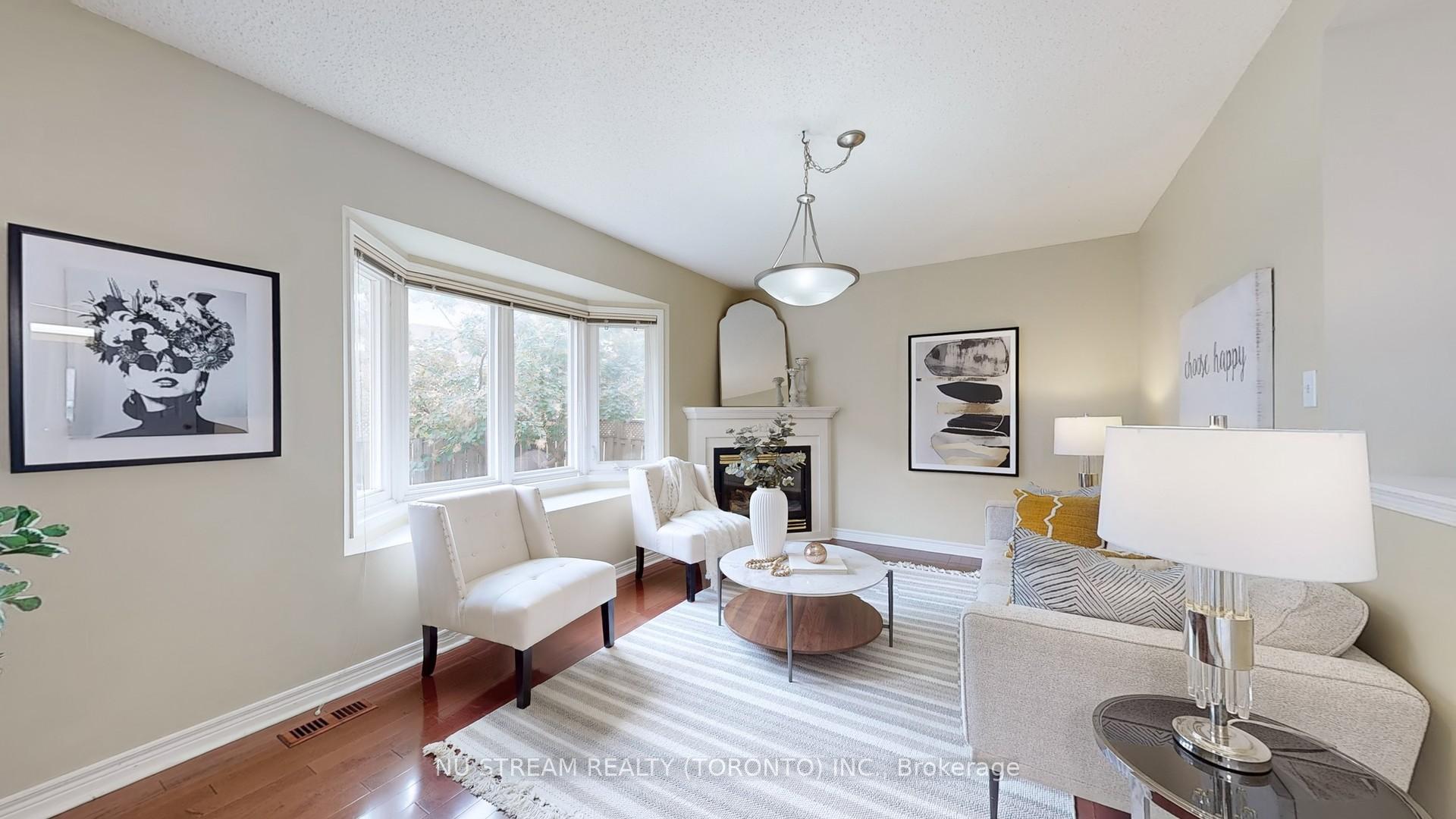 Photo 8 of 40 Primrose Path Crescent, Markham, Legacy — HOMEH