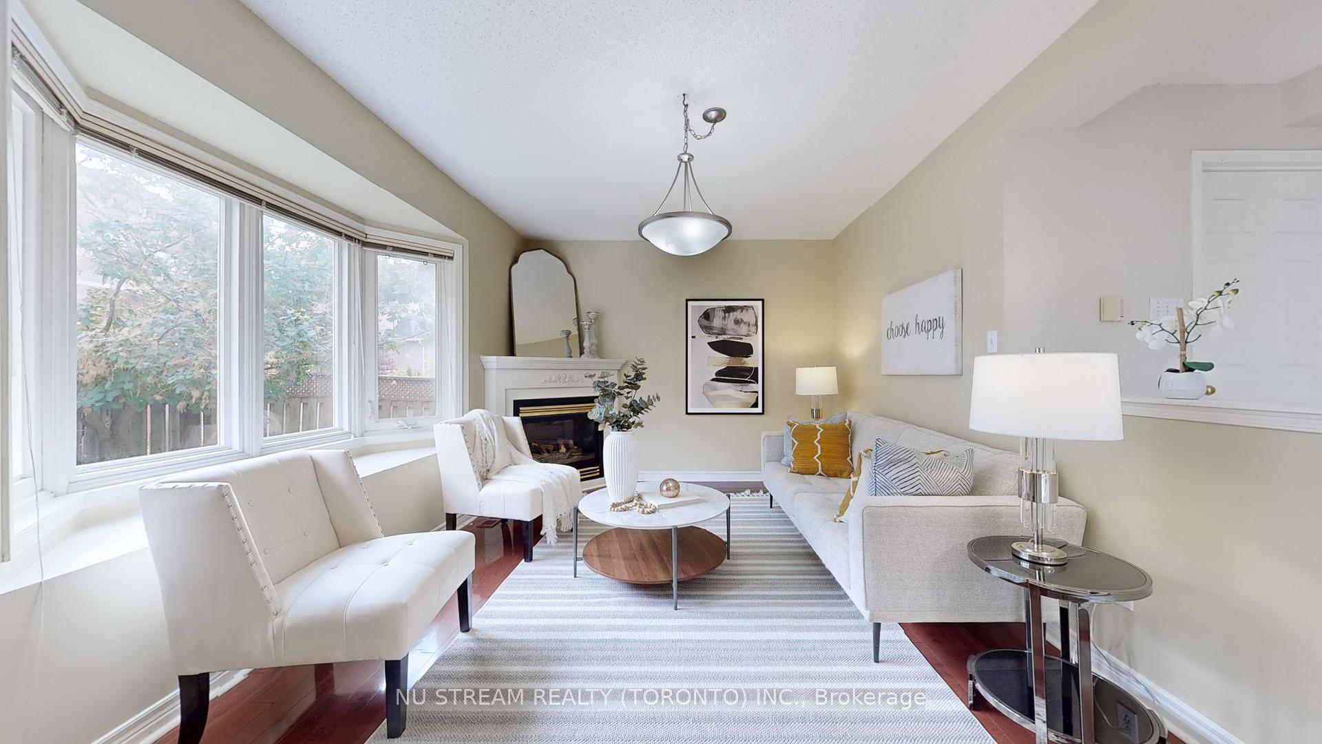 Photo 9 of 40 Primrose Path Crescent, Markham, Legacy — HOMEH