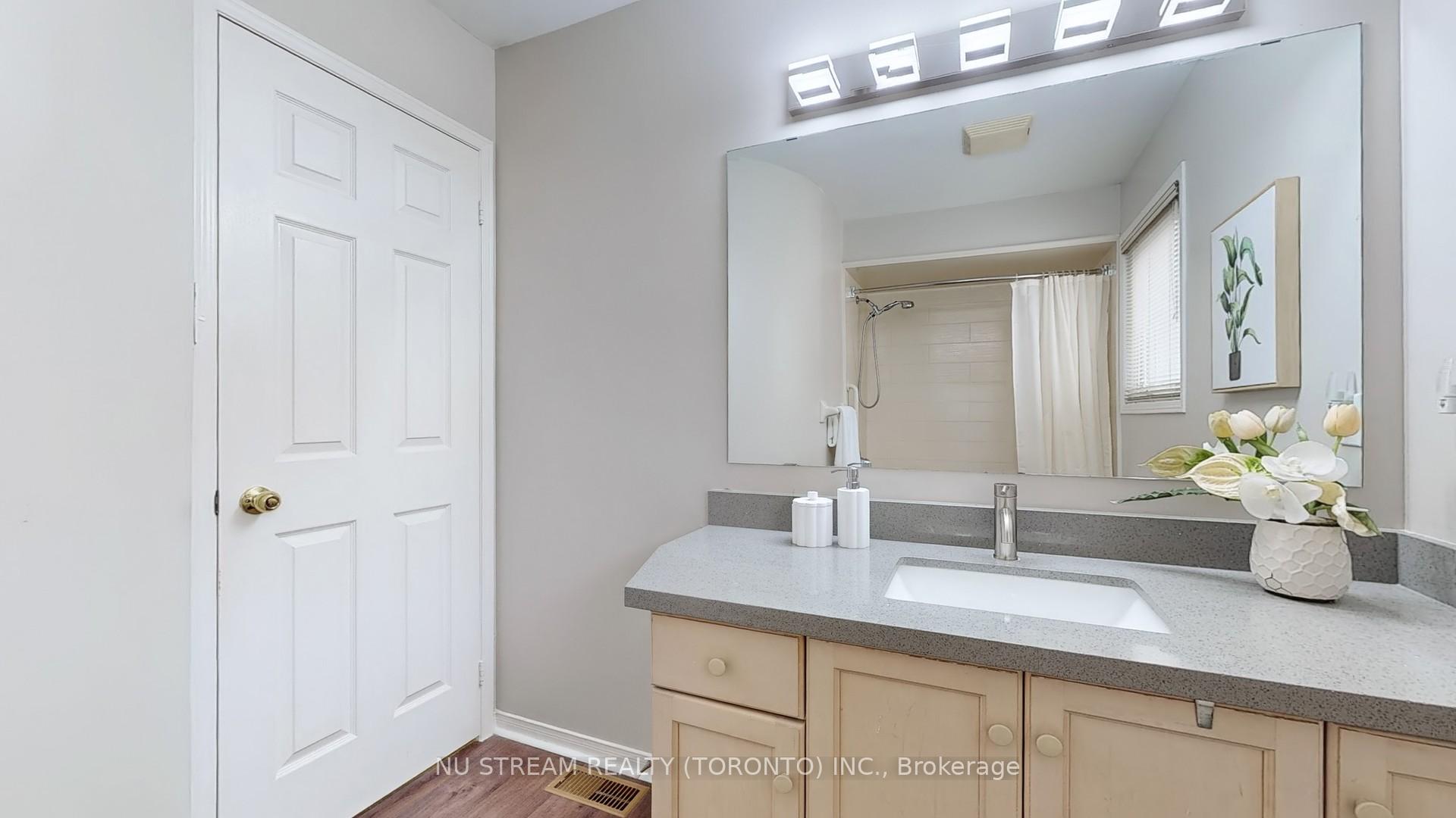 Photo 40 of 40 Primrose Path Crescent, Markham, Legacy — HOMEH