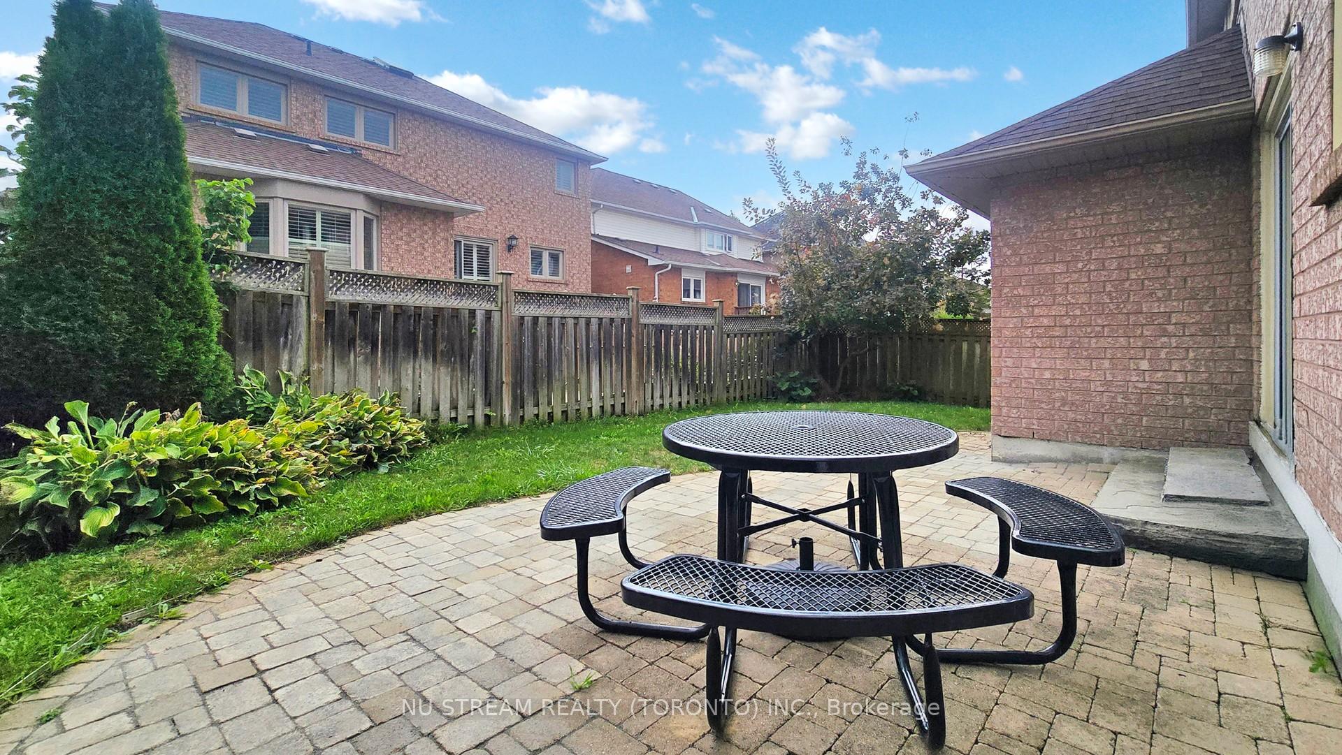 Photo 50 of 40 Primrose Path Crescent, Markham, Legacy — HOMEH