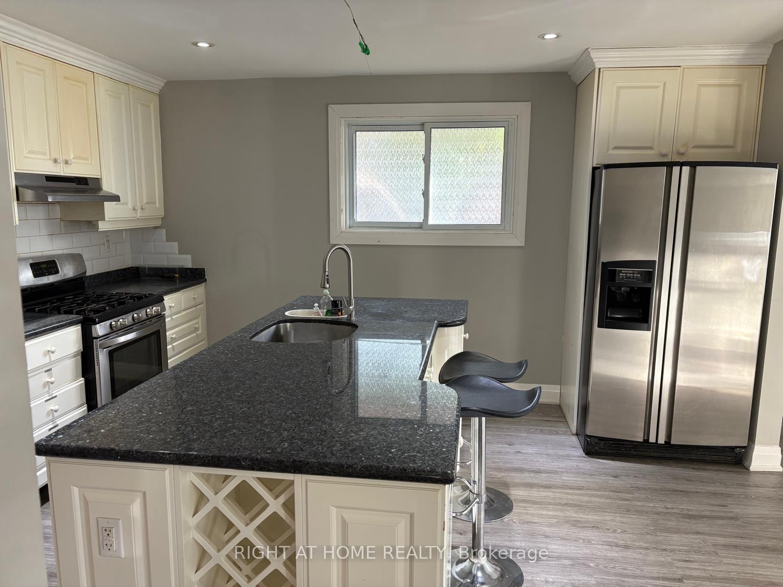 Photo 5 of 385 Montmorency Drive E, Hamilton, Red Hill — HOMEH