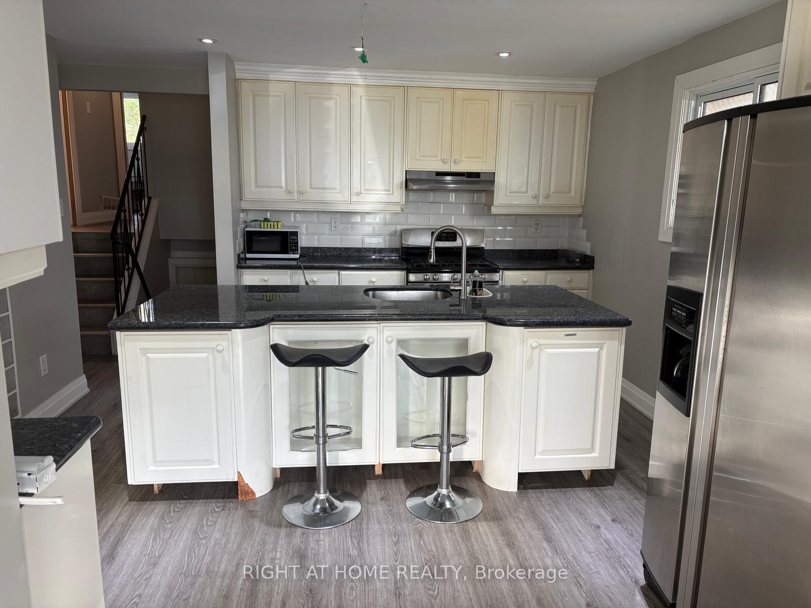Photo 6 of 385 Montmorency Drive E, Hamilton, Red Hill — HOMEH