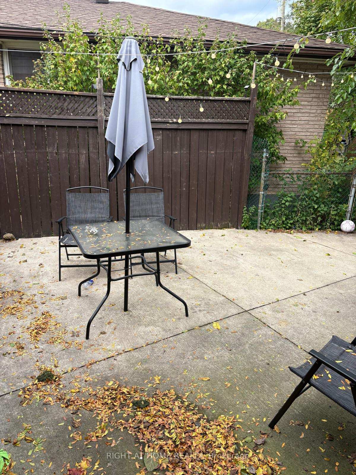 Photo 17 of 385 Montmorency Drive E, Hamilton, Red Hill — HOMEH