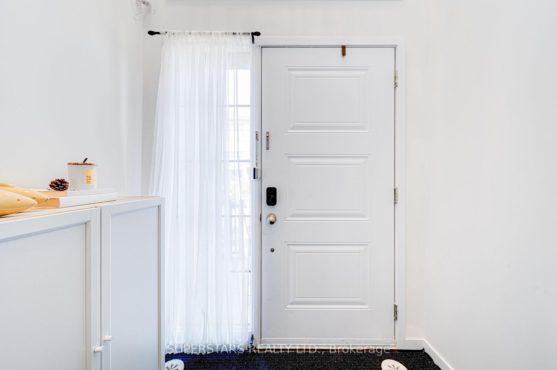 Photo 7 of 58 Armillo Place, Markham, Wismer — HOMEH
