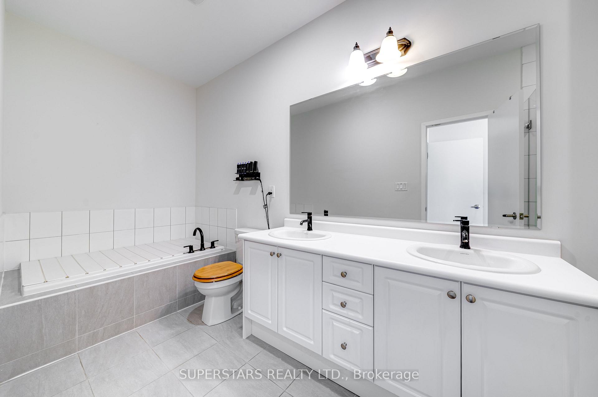 Photo 20 of 58 Armillo Place, Markham, Wismer — HOMEH