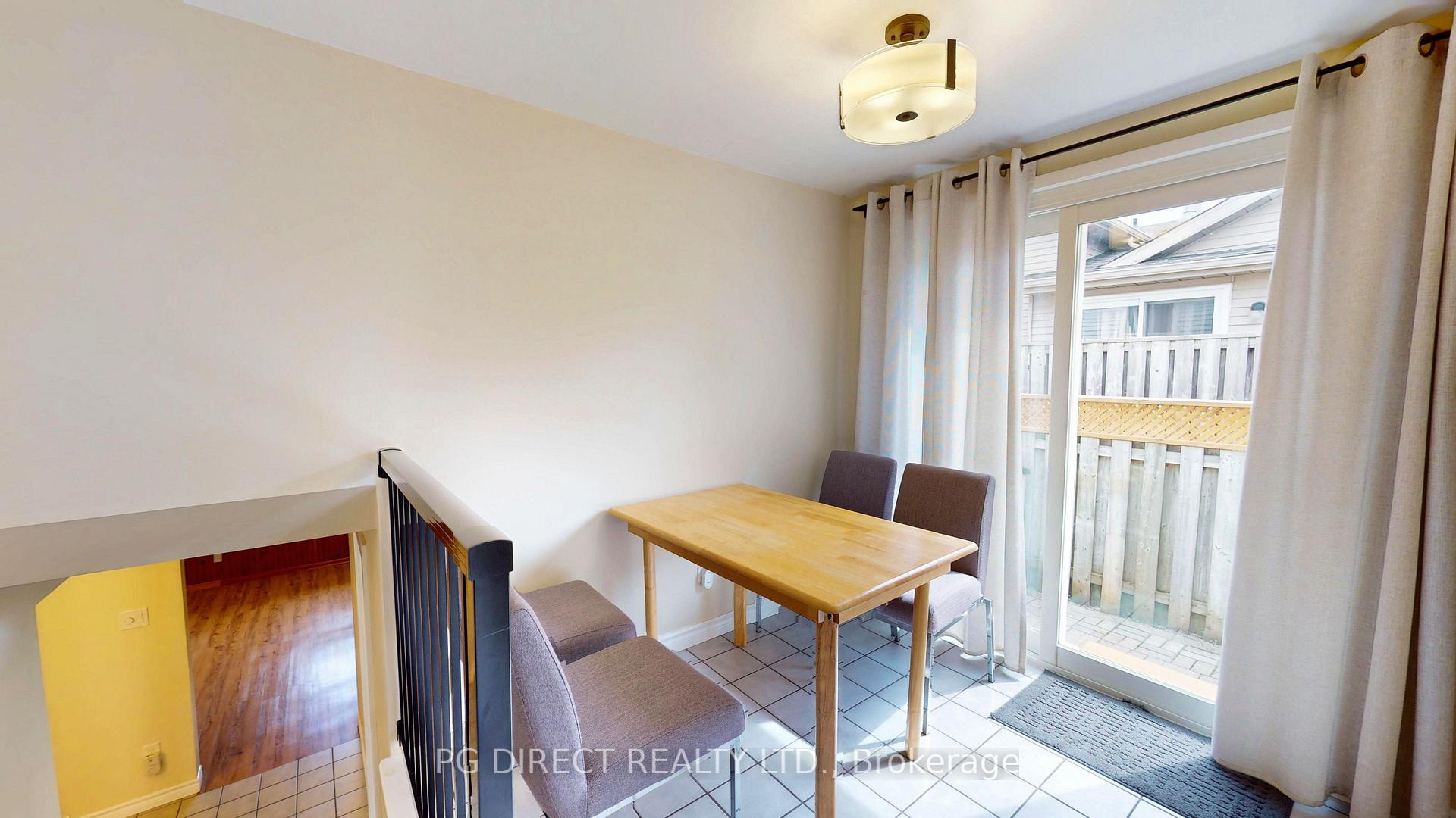 Photo 5 of 116 Oprington Court, Kitchener — HOMEH