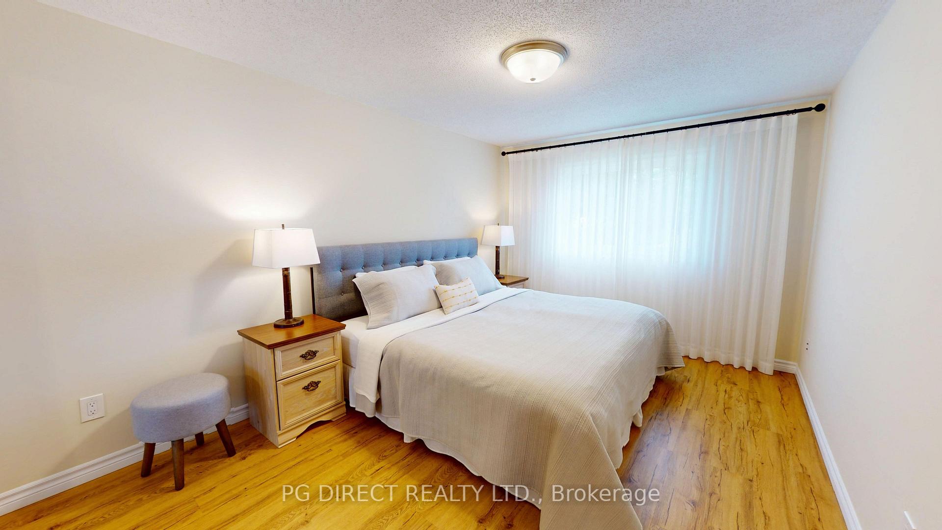 Photo 7 of 116 Oprington Court, Kitchener — HOMEH