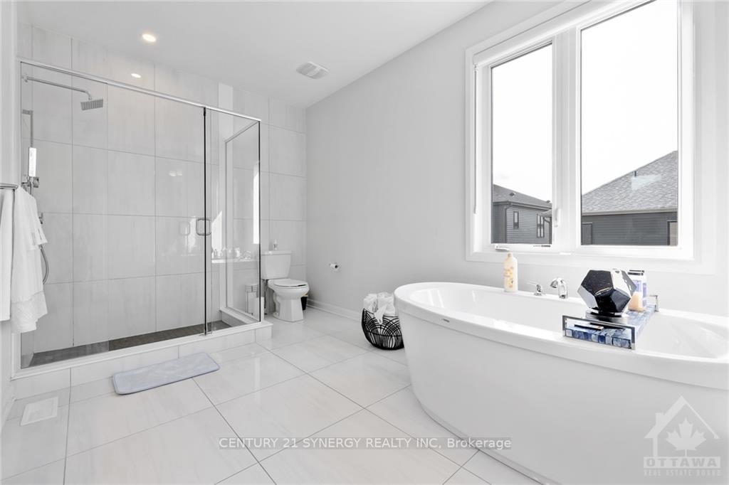 Photo 17 of 240 Skipper Drive, Ottawa, Mahogany Community — HOMEH