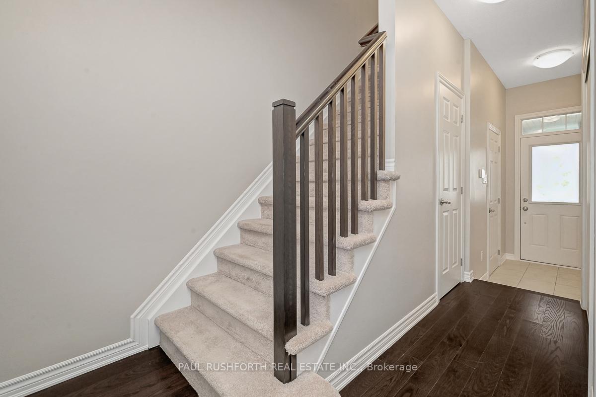 Photo 2 of 51 Tapadero Avenue, Ottawa, Kanata - Emerald Meadows/Trailwest — HOMEH