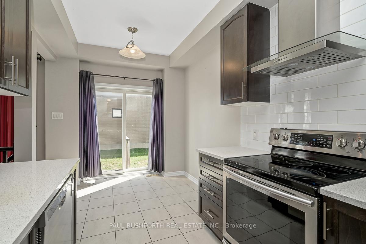 Photo 9 of 51 Tapadero Avenue, Ottawa, Kanata - Emerald Meadows/Trailwest — HOMEH