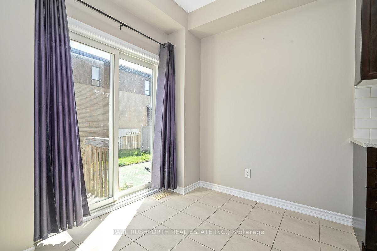 Photo 11 of 51 Tapadero Avenue, Ottawa, Kanata - Emerald Meadows/Trailwest — HOMEH