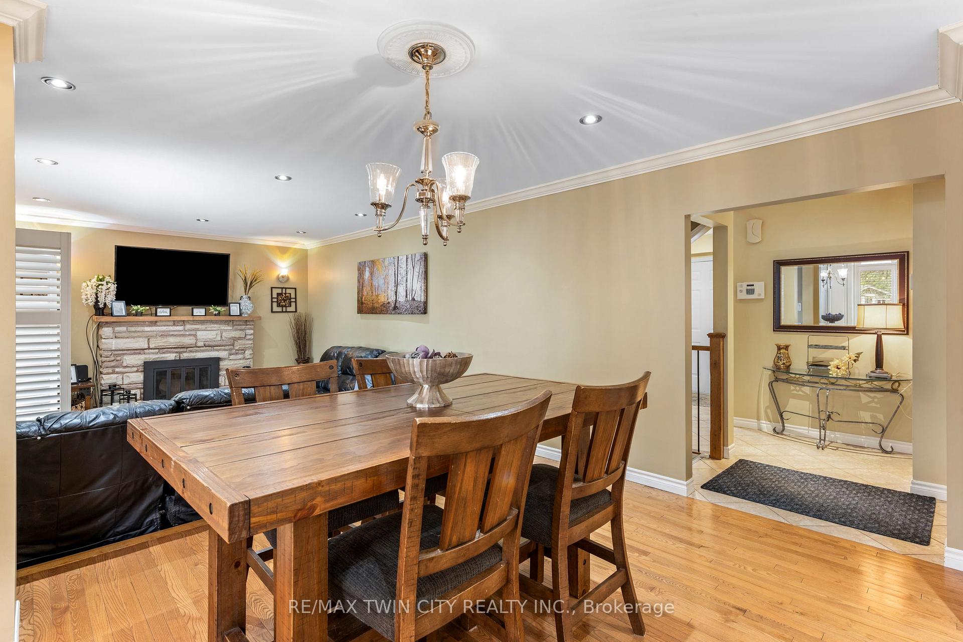 Photo 13 of 8 Mill View Street, Kitchener, Lower Doon — HOMEH