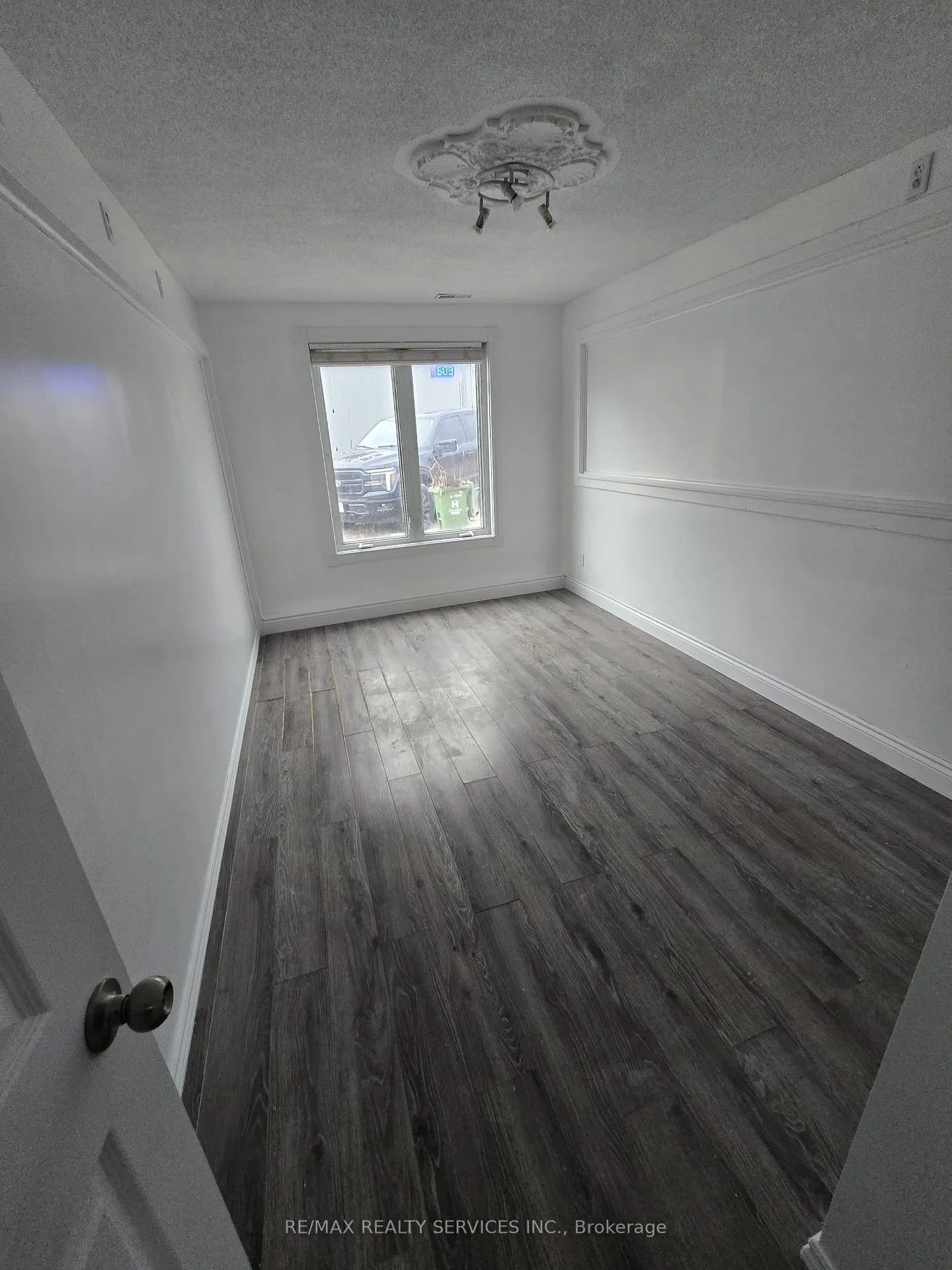 Photo 7 of Unit B, 698 HIghway 6, Hamilton, Waterdown — HOMEH