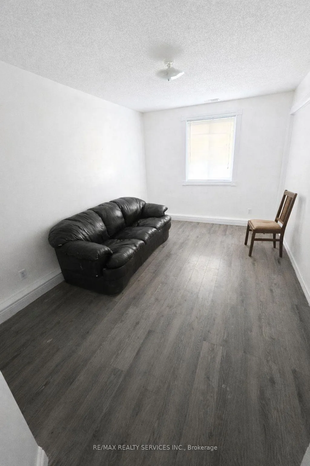 Photo 8 of Unit B, 698 HIghway 6, Hamilton, Waterdown — HOMEH