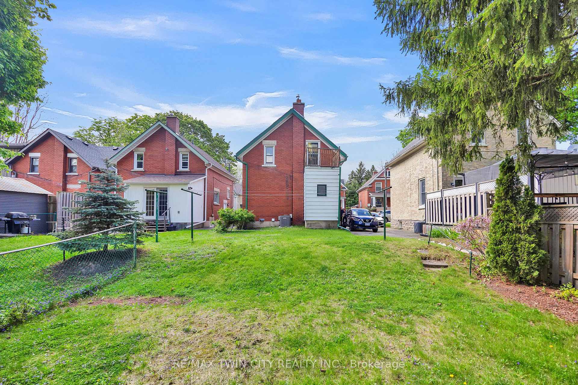 Photo 15 of 7 Stahl Avenue, Kitchener — HOMEH
