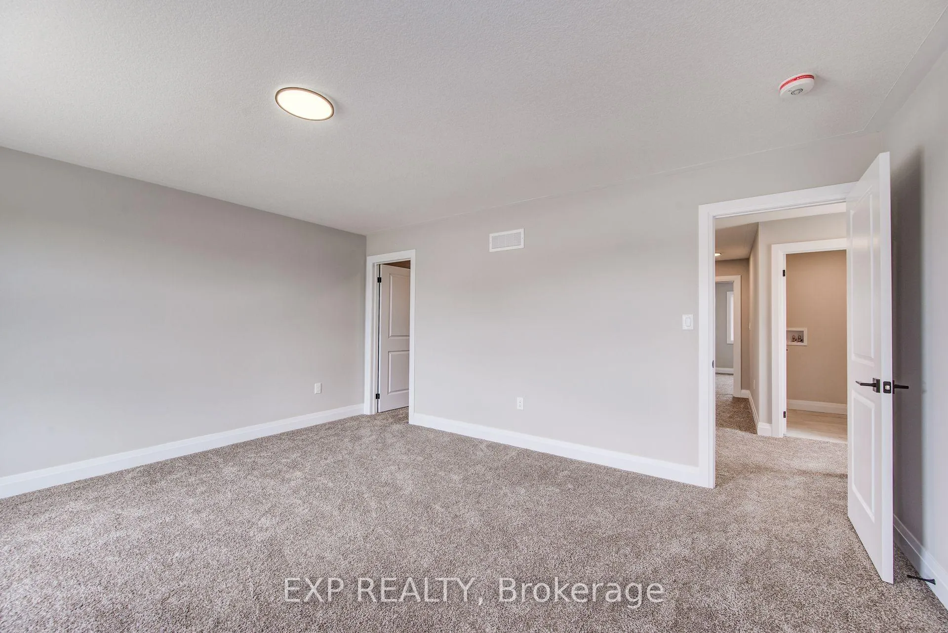 Photo 28 of 102 Thackeray Way, Minto — HOMEH