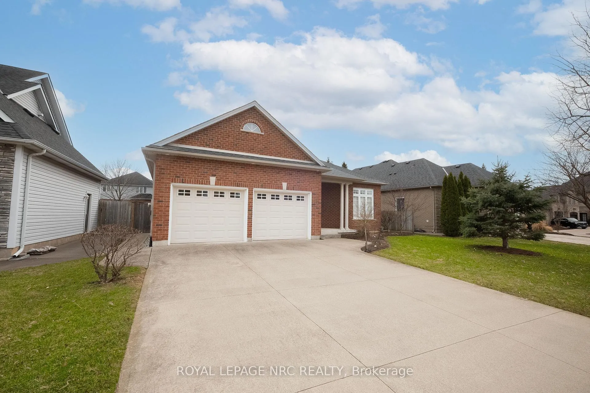 Photo 2 of 47 Countryside Drive, St. Catharines, Grapeview — HOMEH