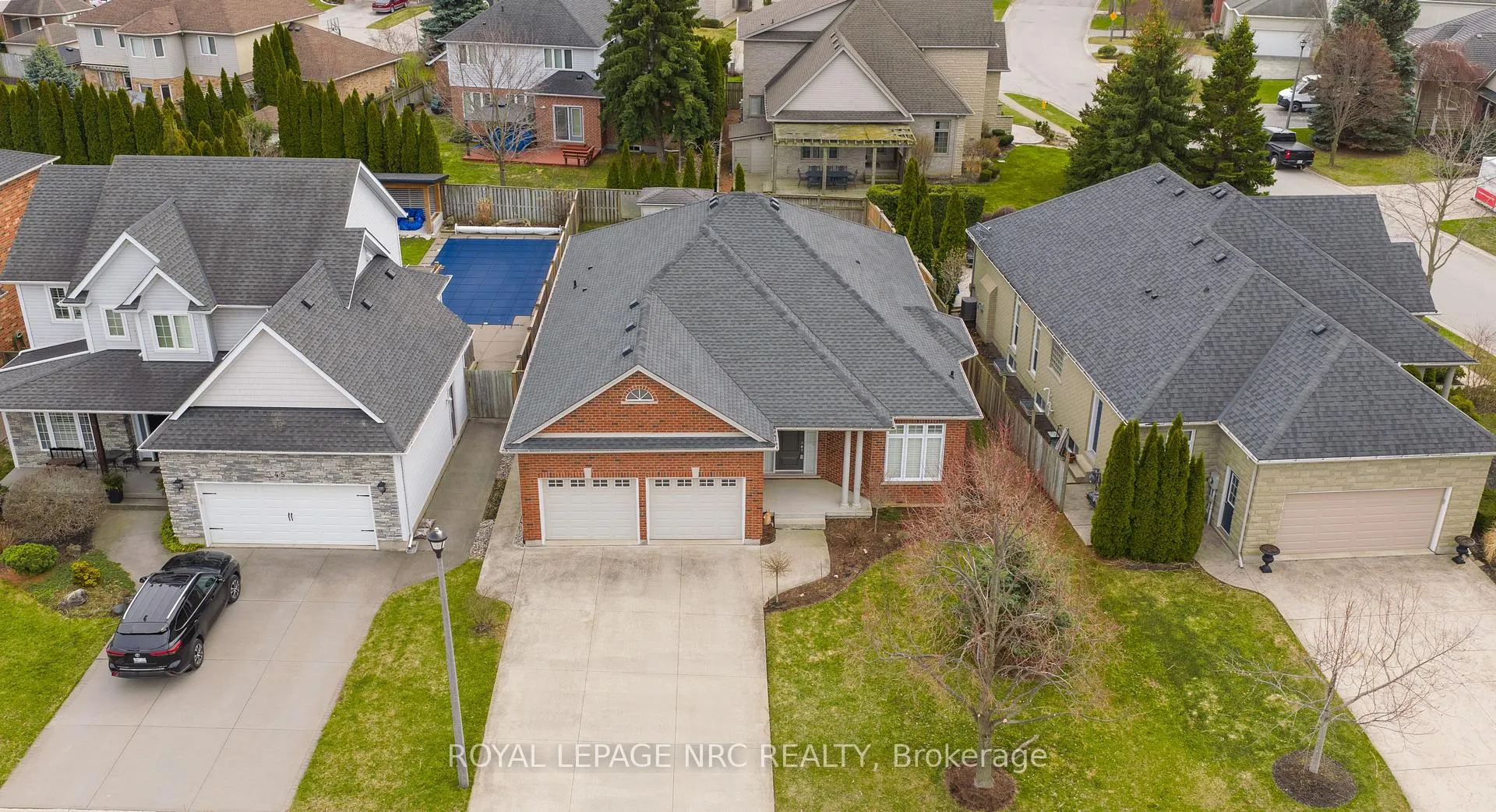 Photo 4 of 47 Countryside Drive, St. Catharines, Grapeview — HOMEH