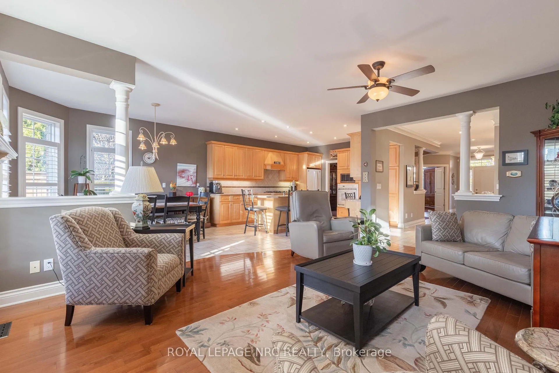 Photo 12 of 47 Countryside Drive, St. Catharines, Grapeview — HOMEH